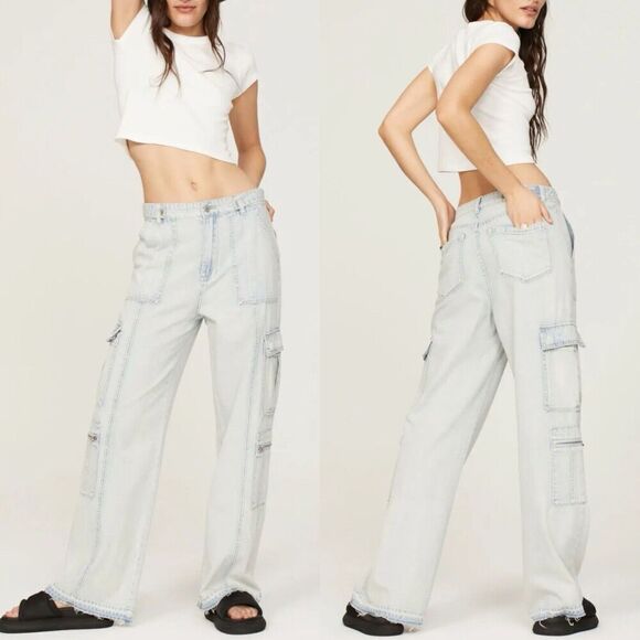 BLANKNYC Call My Name Jeans Women 28 Slouchy Cargo Raw Hem Light Wash Franklin - Picture 1 of 16